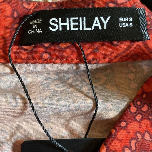 New! Sheilay Damask Print Tunic Blouse - Picture 6 of 7